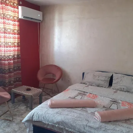 Lepa Kata Centar Apartment *
